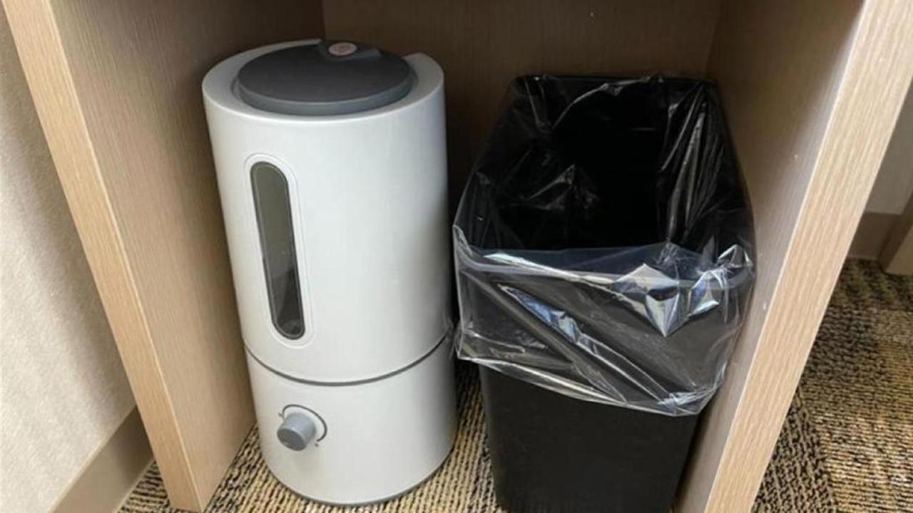 Toyoko Inn Hiroshima-Eki Stadium Mae Dış mekan fotoğraf
